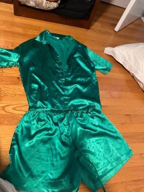 Satin Emerald Green Short Set